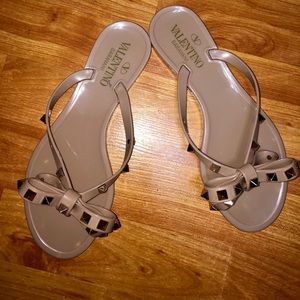 Valentino rockstud flip flops